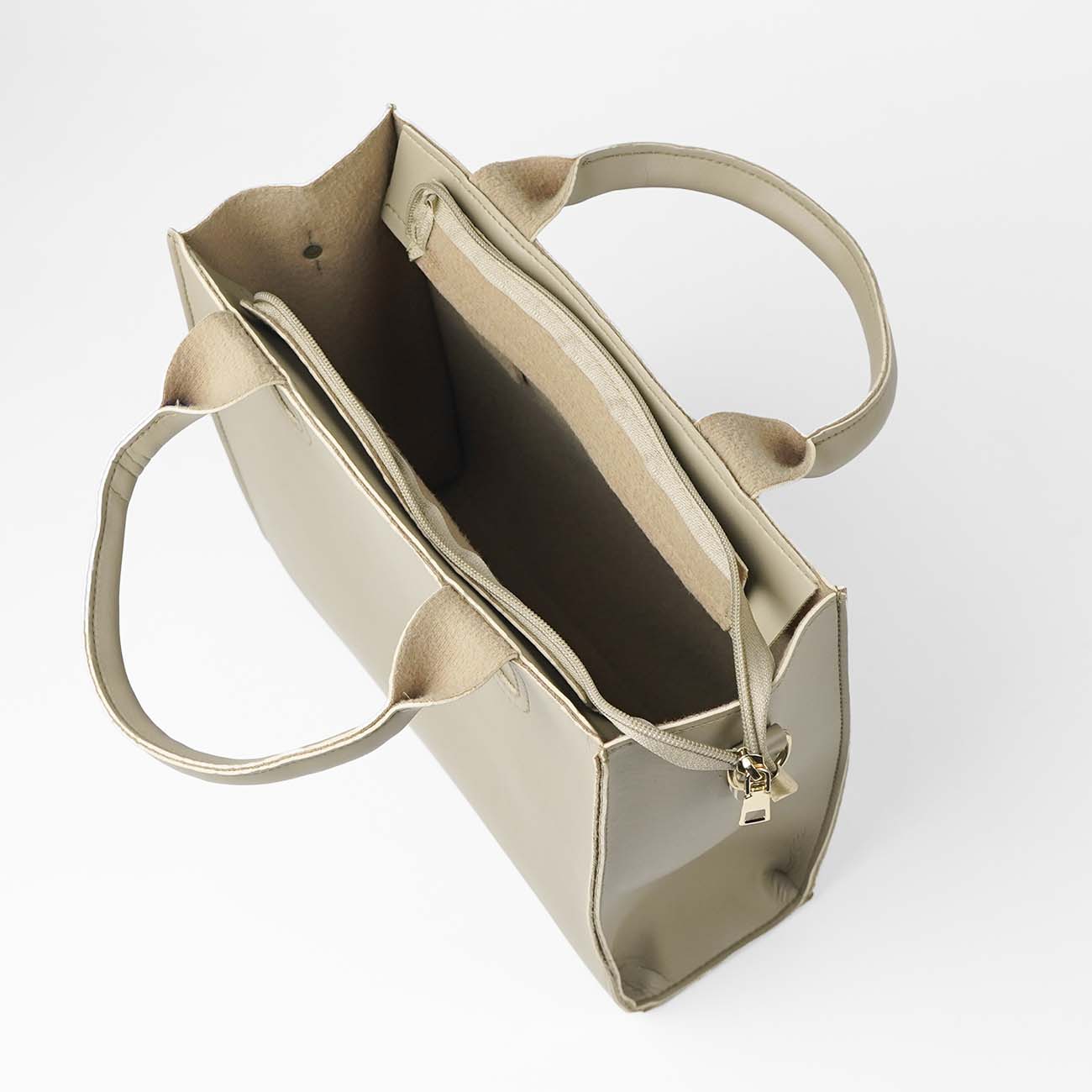Service Bag Beige