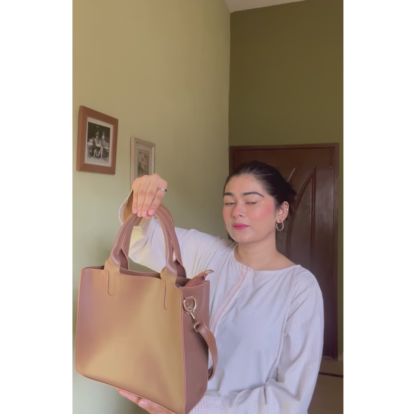 Service Bag Beige